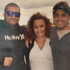 Meet your Posher, Claudia sol